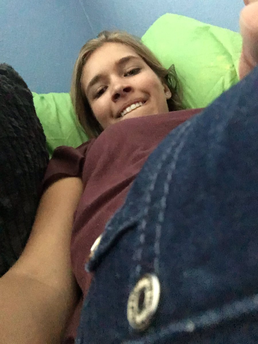 Justine325's tweet photo. Happy birthday to this sweet gal! I miss you like crazy and can't wait to see you soon! Love you💓 https://t.co/SUBaE2ZogA
