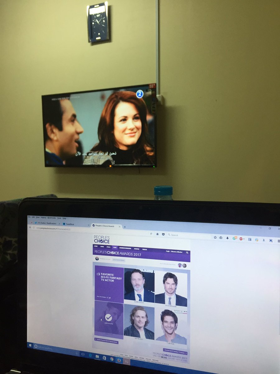 SabaLovesDean's tweet photo. Watching @DanneelHarris on TV and Voting for @JensenAckles #PCAForJensen https://t.co/HXrPL9Nrmj #LifeIsGood https://t.co/Tq1D7CmpcT
