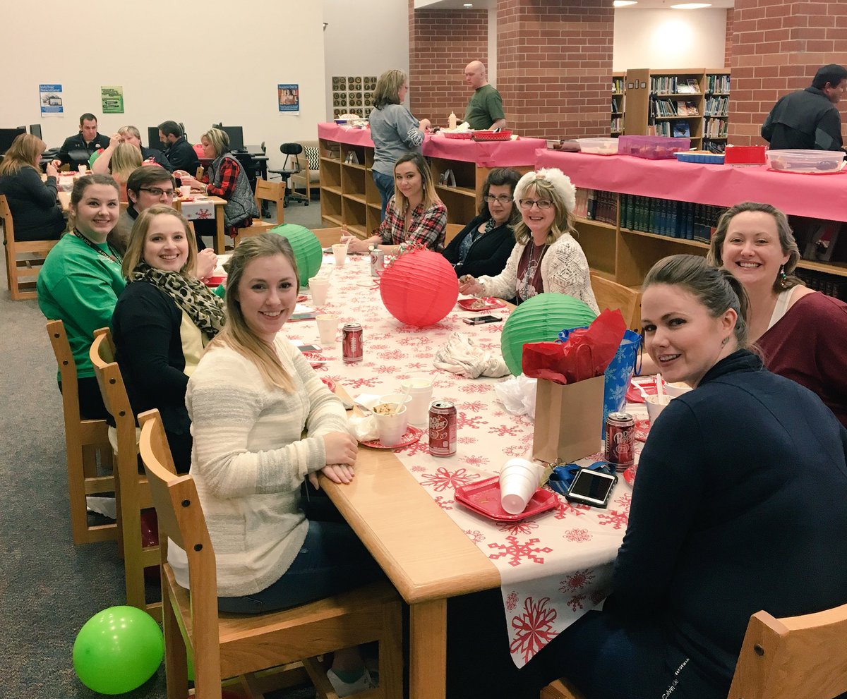 <a href="/RoyseCityHS/">Royse City HS</a> Staff #chilicook-off! #yummy #HollyJollyRC