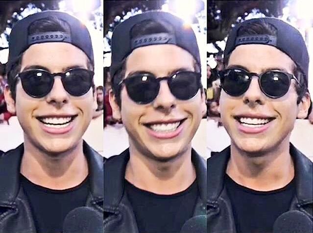 MattHunter_DR's tweet photo. Otro día más sin ser novia de Matt Hunter. Así no se puede seguir viviendo. 😂💔 https://t.co/UaqLMi4htC