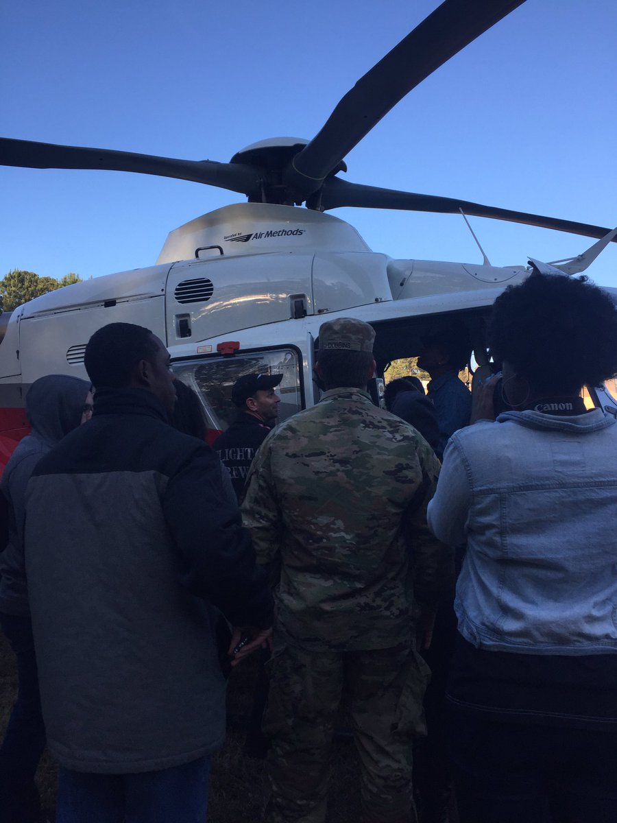 AthensHSMagnet's tweet photo. Thanks @WakeMed for teaching @ADHS_HSA all about emergency medicine visit transport! https://t.co/OZ8bbj99CL