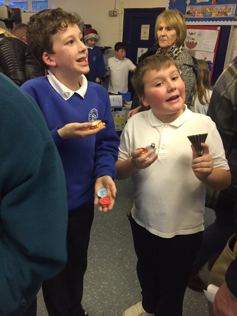 CCPPSchool's tweet photo. 👏🏻Some great selling techniques. The 🎄 🔔 was awesome 👏🏻 #enterprise2016 https://t.co/FQtinv6fzY