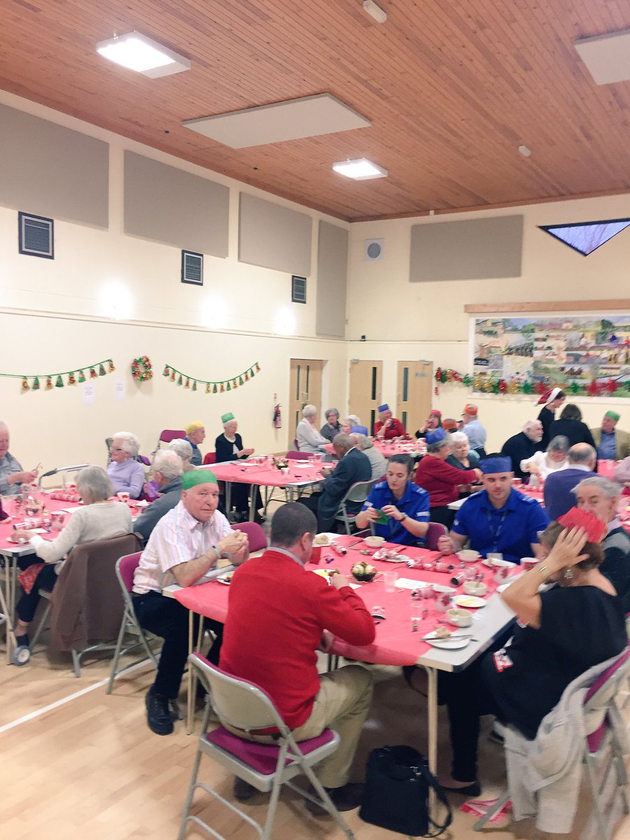 Carol_PCP's tweet image. Lovely day, first helping out with Health Buddy Xmas lunch...@PioneeringCare @cornforthhouse @bishopcollege....