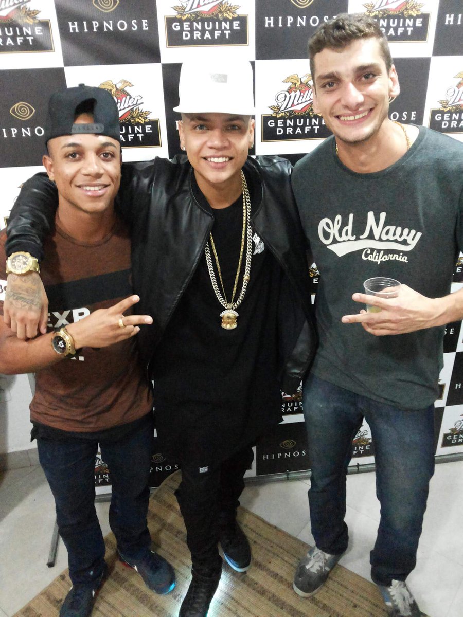 DJ_Nemo22's tweet photo. Esse lek é sem limites mais que um amigo um irmão sempre bom trocar aquela ideia, lembrar de coisas da antiga @Duduzinhomc  @JoeJoesouzaa https://t.co/RGq2UxRkvT