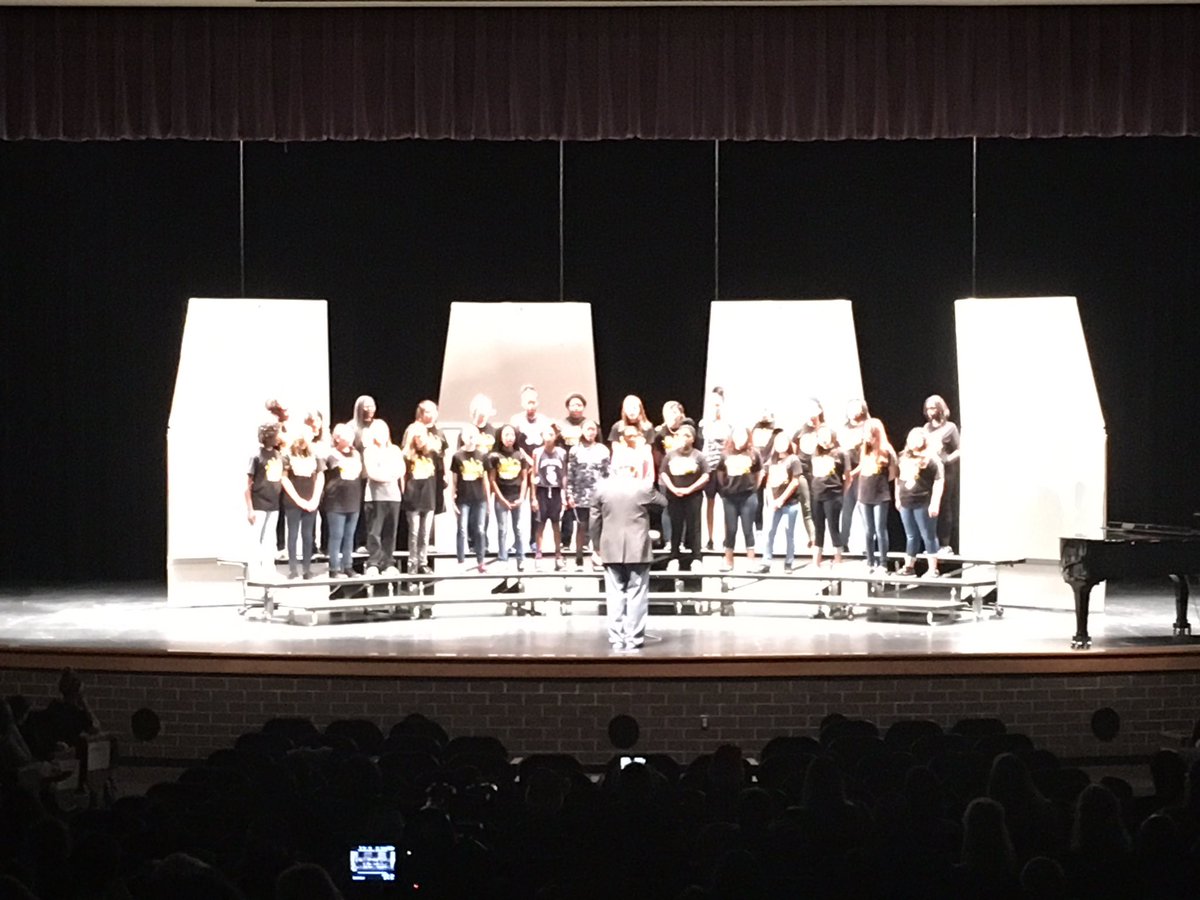 Rayburn Choir and the sounds of the holidays. @JustinSmithRMS
