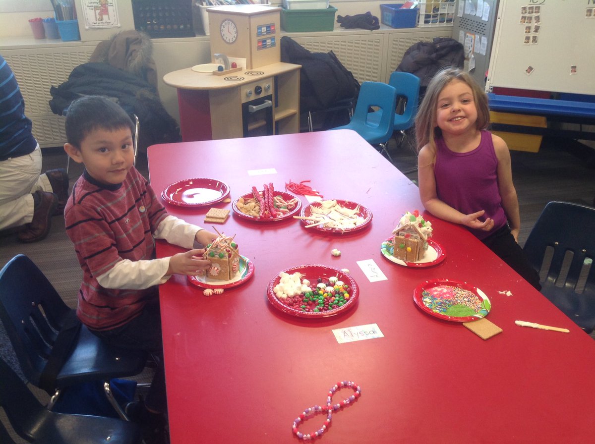 Fun with Gingerbread Houses!  #pinewoodpanthers