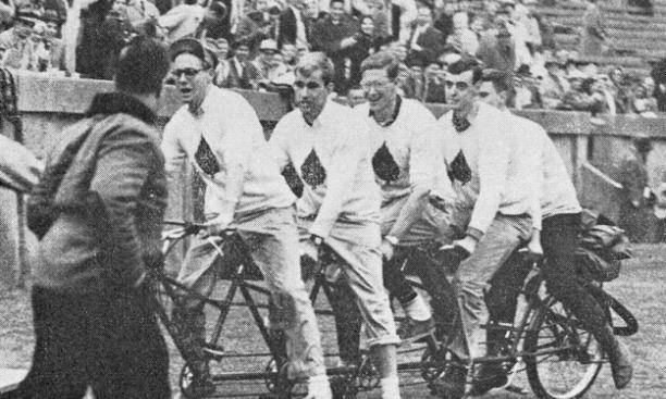 TriBikeRun's tweet image. #TBT! Who would like to see us remake this photo at Tri Bike Run! #cycling #strava #triathlon