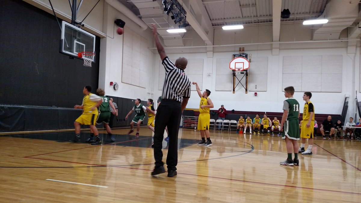 WissinkAMSB's tweet photo. Great finish AMSB boys basketball for the win! #AMSBbasketball @AmityMSBethany https://t.co/0EWq3l0Ba1