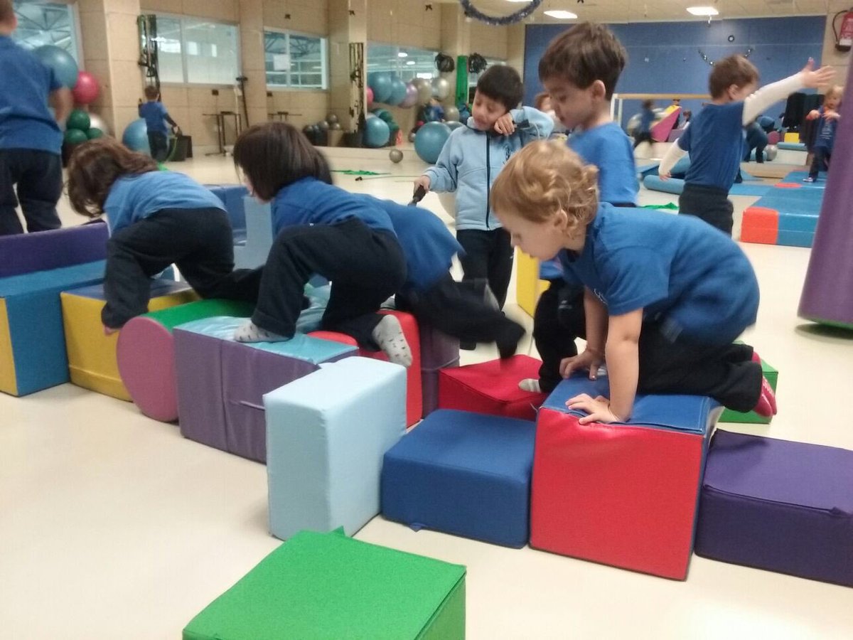 ColegioAmoros's tweet photo. #InfAmoros GRACIAS a todas las familias del #APA por estos nuevos módulos de psicomotricidad con los que construir, jugar, crear mundos... https://t.co/rAaZeuco2X