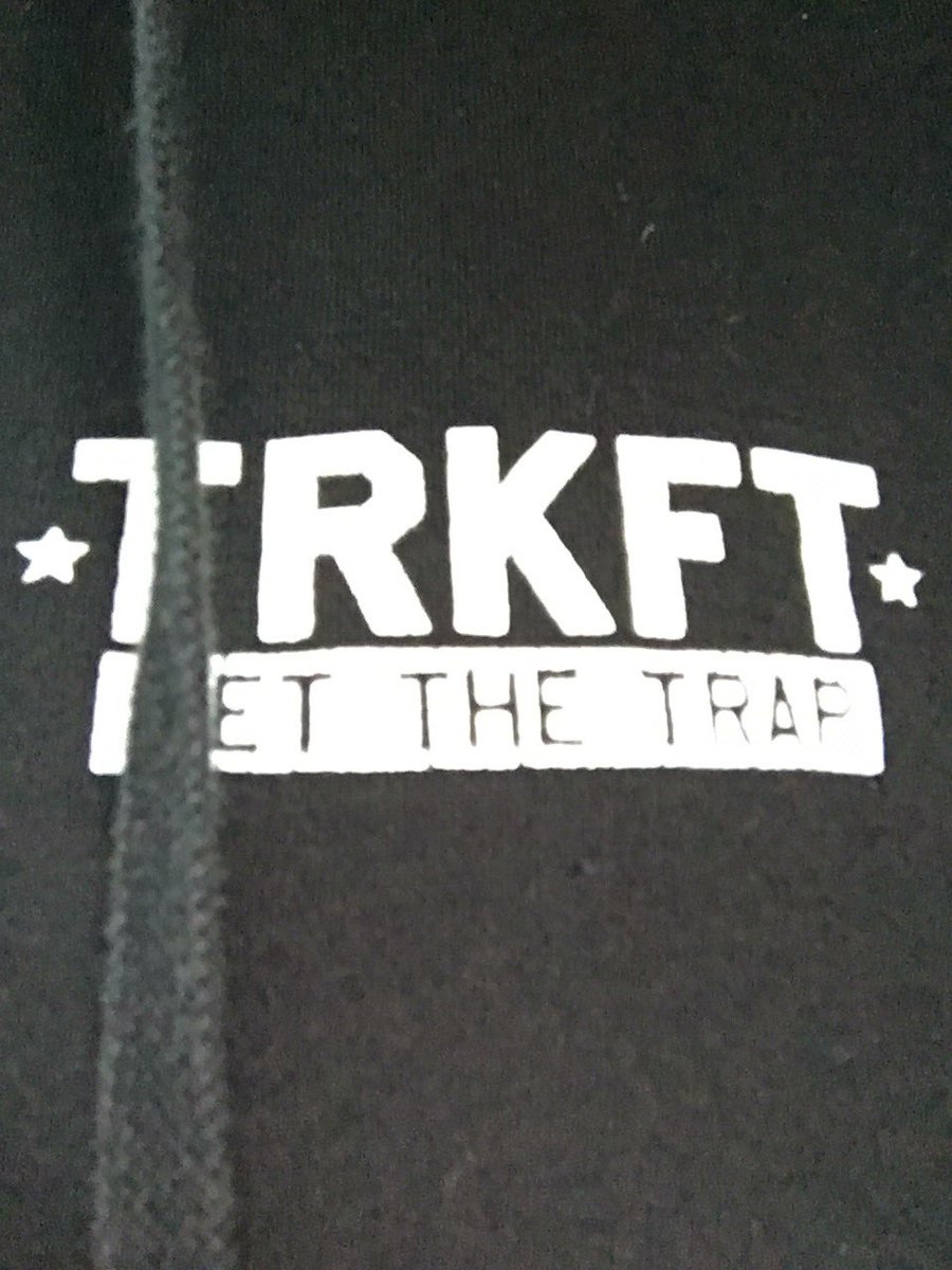 DankDavis_TV's tweet photo. Figured since it's cold, I'll represent @TRUKFIT #TRKFT π₯ https://t.co/KDL1alWB2q