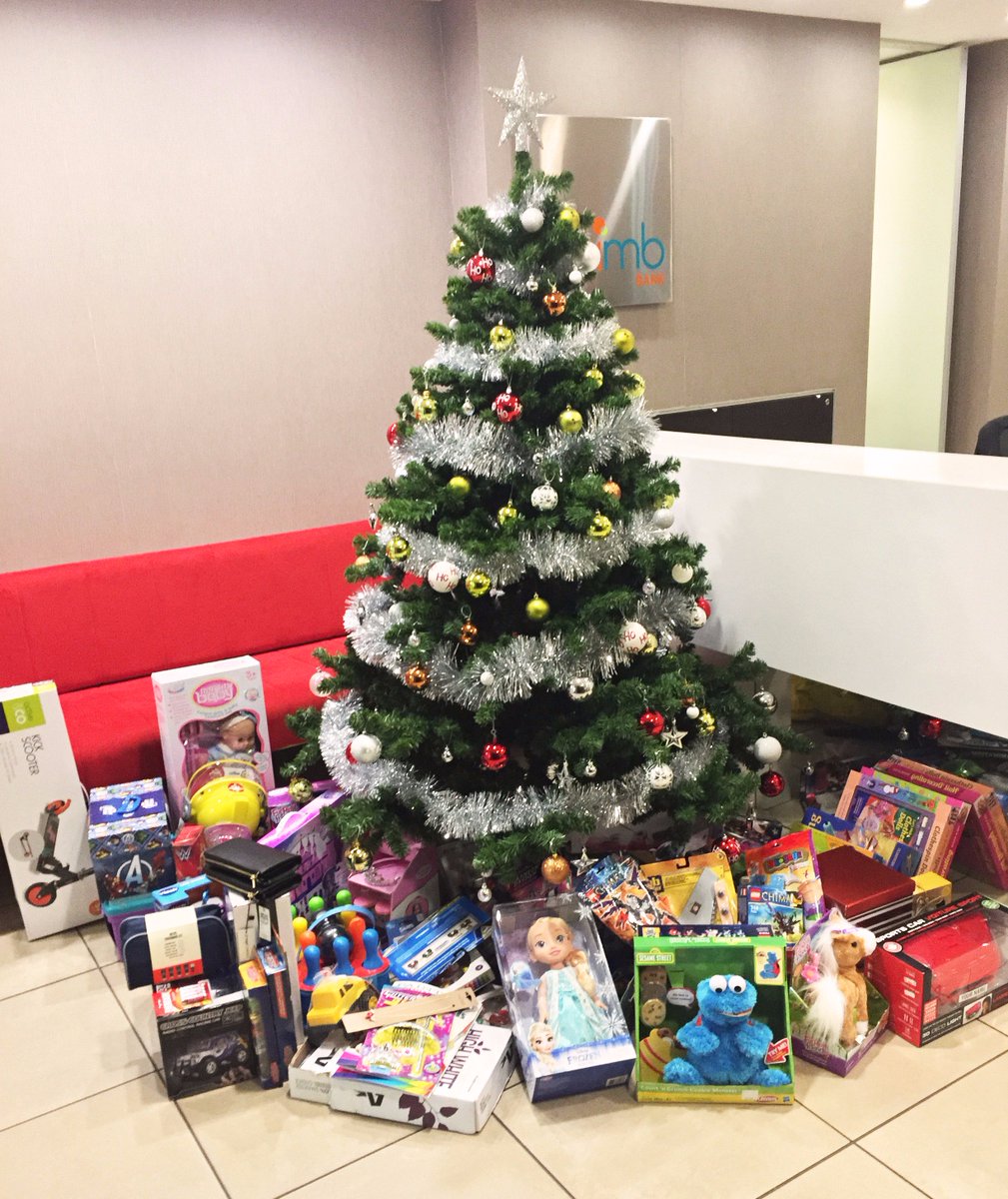 Wollongong_City's tweet image. We've had a great response to our Giving Tree appeal, incl this amazing haul at @IMB_Bank's head office. Thanks for your support guys :)