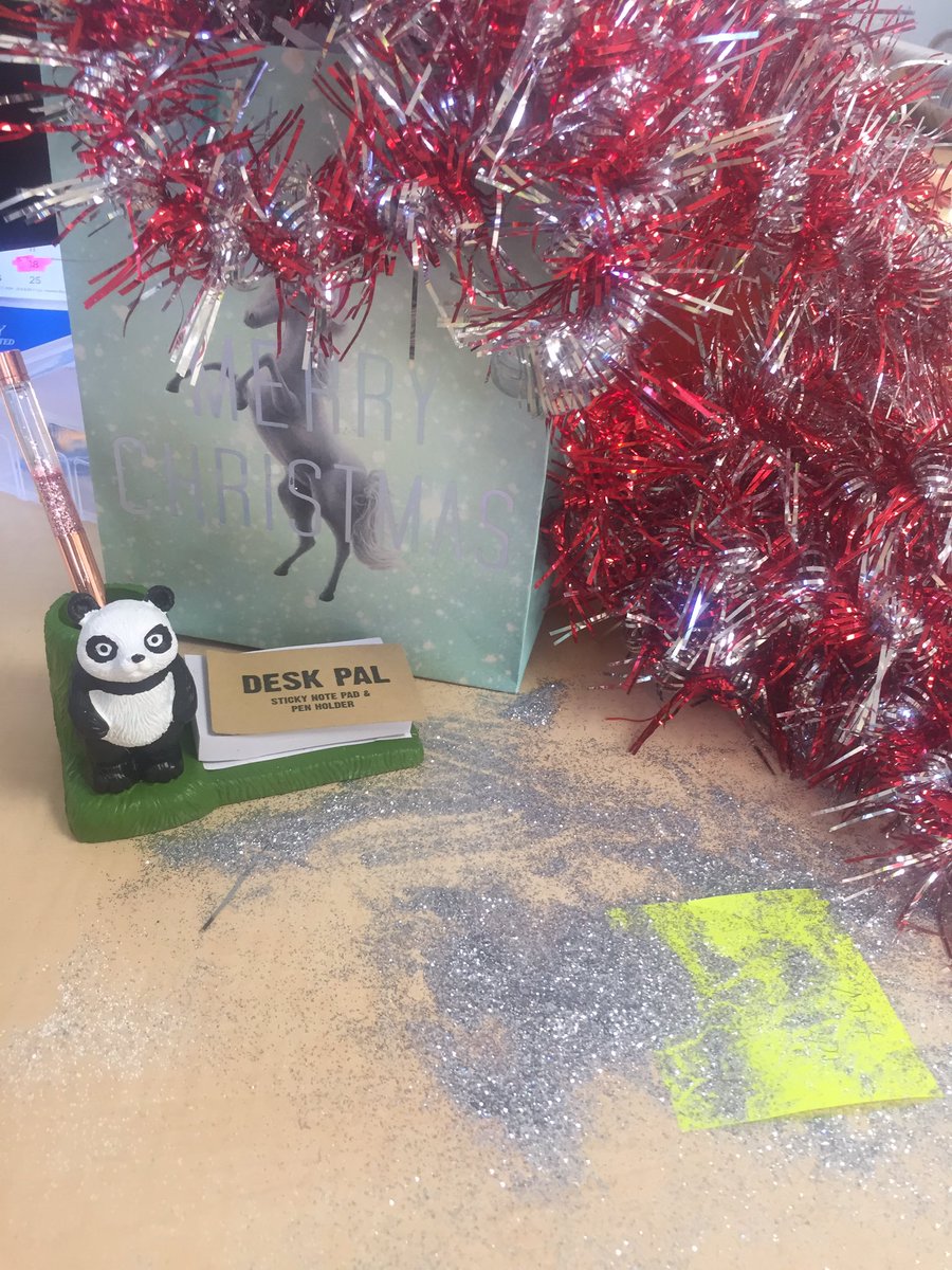 Origin8project's tweet image. I just had a bath.... in glitter!!! 😍💕☺ love this #nzsecretsanta