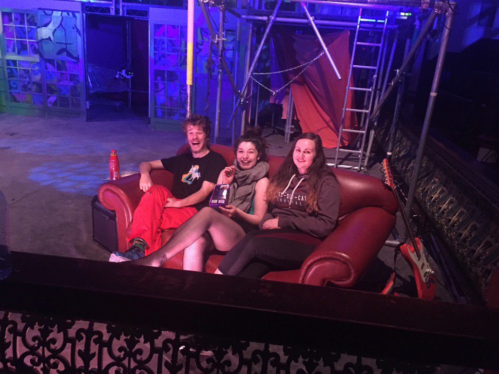 PerfformioYDDS's tweet image. Y sesiwn hwyr! #techio #rentcbc