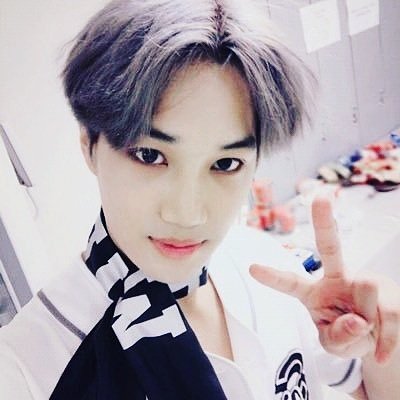 안뎡하세요EXO-L.  당신이 일으 어떻게? 당신이 날그리워 했습니까? 나는여러분 모두를 그리워 매우. 사랑해요EXO-L.
instagram.com/p/BODmuHoBOMy/