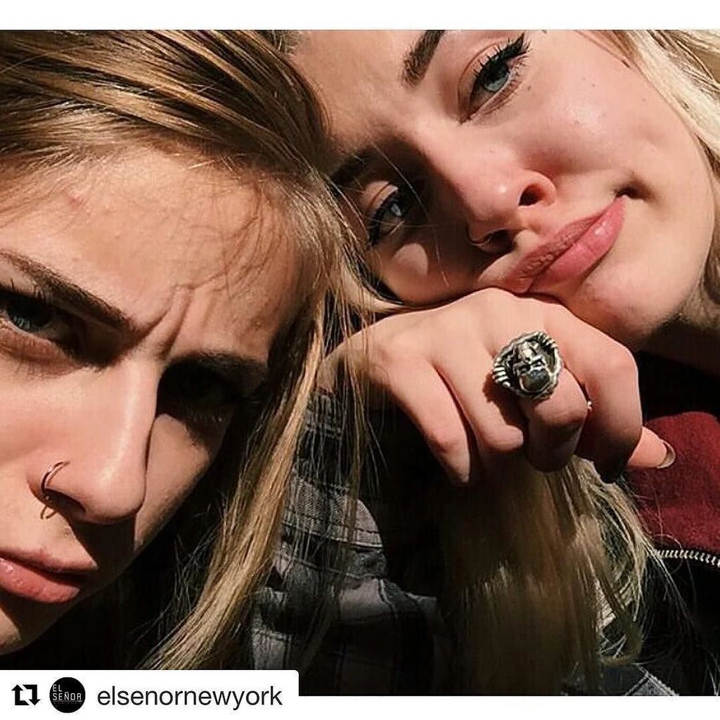 Bigwing_dist's tweet image. #Repost @elsenornewyork with @repostapp
・・・
Wear the love #ripperring photo: @winterestes.… ift.tt/2hCzEC5