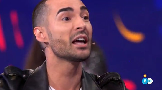 ghoficial's tweet photo. .@MiguelGH_17 : "Solo voy a decir una cosa, viva el amor propio"
#SemifinalGH17 https://t.co/Dt6ObrpH9Y