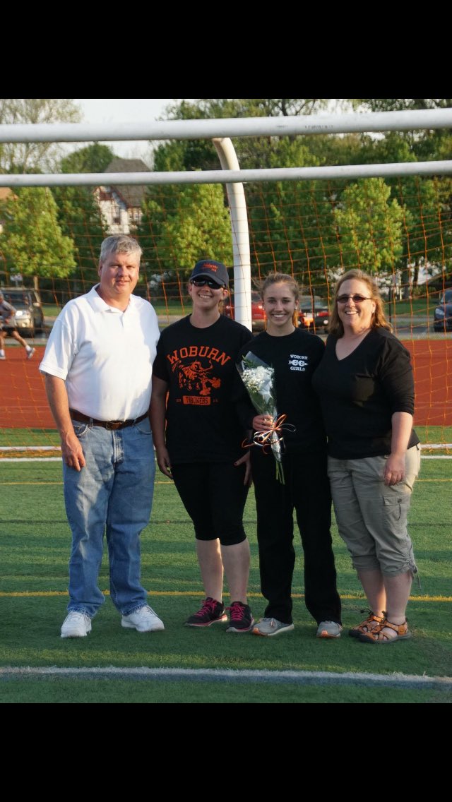 ChrissyMurray5's tweet photo. #reasonswhychallenge my friends, family, and especially my fish Jackson are my reasons why. I nominate @Harkinator10 @Urban_Legend99 https://t.co/pFL7F0TiTY