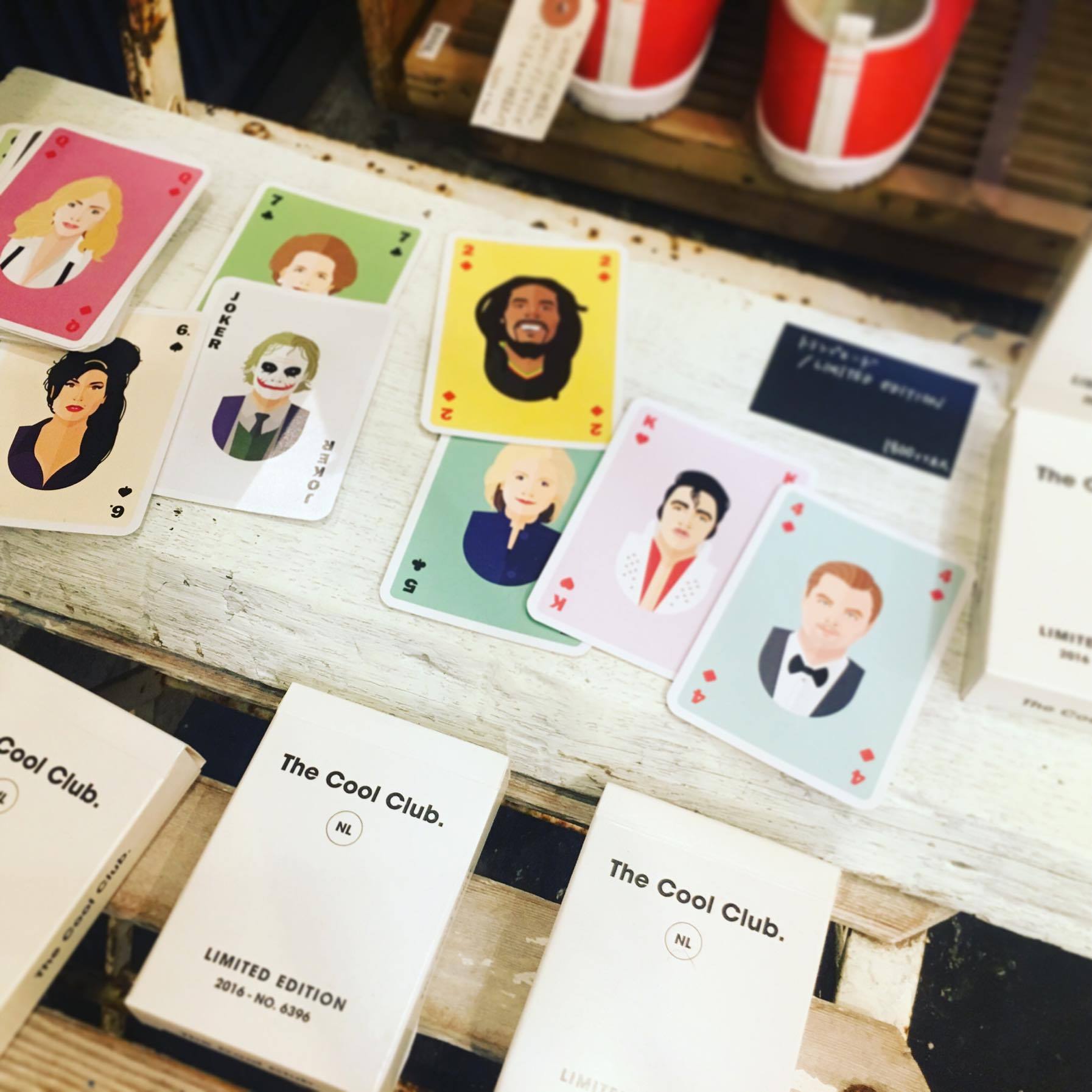 Twitter এ Otogi Designs オランダでみつけた素敵な雑貨 クリスマスギフトにも No 2 有名人のイラストが描かれたトランプカード 遊ぶのはもちろん 壁に飾ってアートとして楽しむのもオススメです シリアル入りの限定販売 蔵前 Newold Stock クリスマス Twitter এ Otogi Designs オランダでみつけた素敵な雑貨 クリスマスギフトにも No 2 有名人のイラストが描かれたトランプカード 遊ぶのはもちろん 壁に飾ってアートとして楽しむのもオススメです シリアル入りの限定販売 蔵前 Newold Stock クリスマス