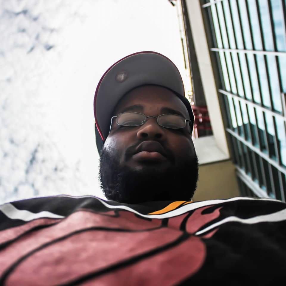 IAmReal615's tweet photo. Remember whatever yall listening to right now is old and what im about to drop is better. #FAMILIA7 #IAMREAL615 #CRE #LNLDSP https://t.co/8JX7Qmc6RK