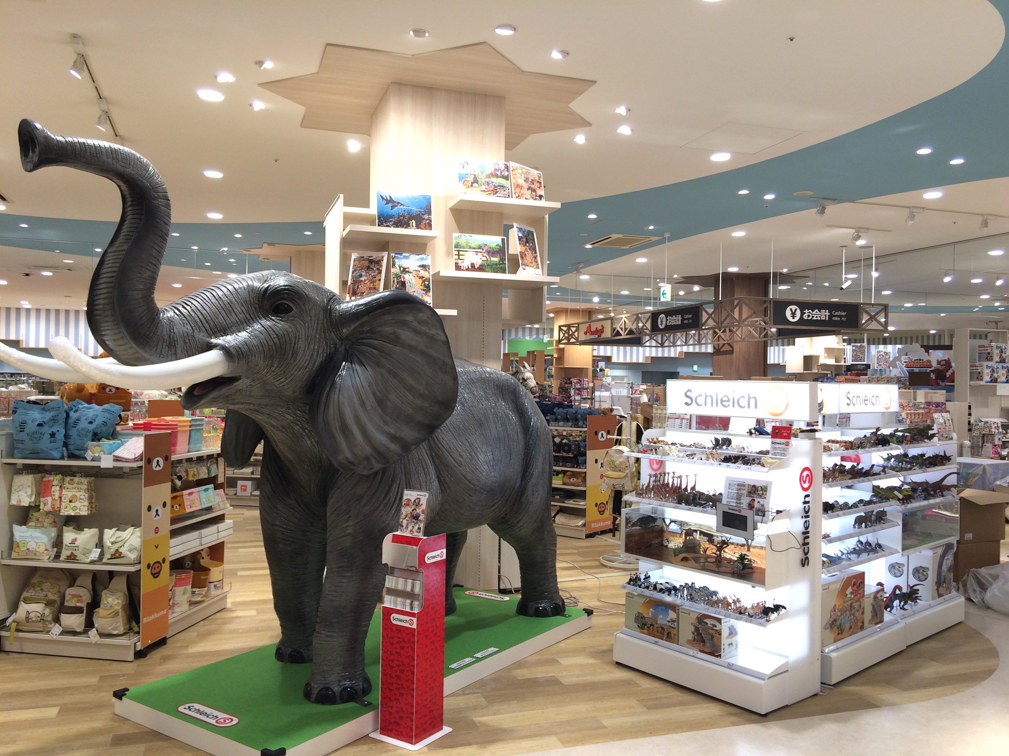 Schleich Japan K.K on Twitter: "シュライヒのビッグアニマルに会いに行こう! モントイズ太田店(イオンモール内