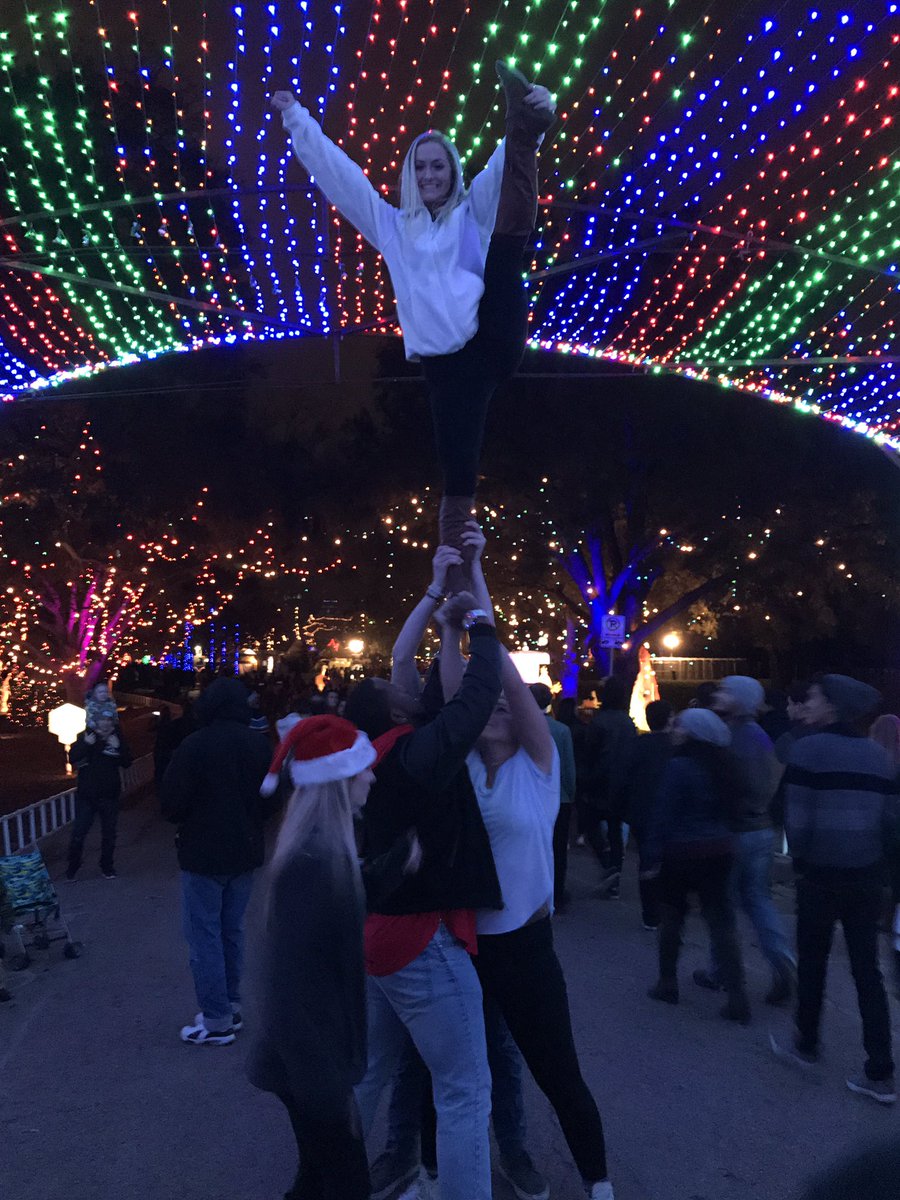 ca_blackdiamond's tweet photo. What do Black Diamond Athletes do at the Trail of Lights....stunt of course! #trailoflights #atx #tol #tiod #thisisourdestiny @CA_AustinTX https://t.co/C7mMLKScWt