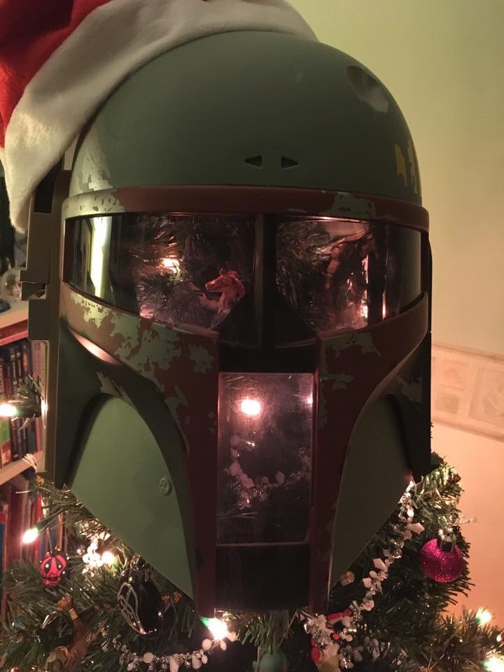 verrimus's tweet photo. @ForwardAssist1 @FauxMole @jemb123 @MadeSimpleGroup @NCLairport @TweetNland @JackoJacklin #starwarstree #showyourtree #bauble_envy https://t.co/HJKqAVhX5V