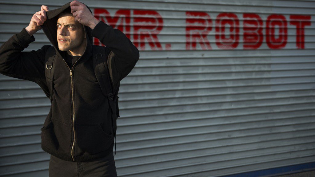 VersusITA's tweet photo. Sam Esmail: perché abbiamo bisogno di Mr. Robot? https://t.co/NlFlikohKq https://t.co/tN5dqiGaLO