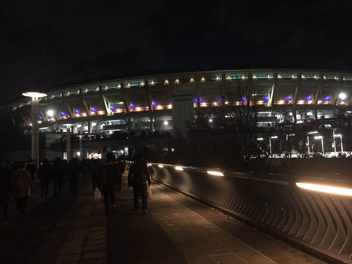 nomuntari's tweet photo. 昨日はクラブ・アメリカ応援しにワールドカップ見に行ってきた！
ワンチャンあるかなとか思ってたけどやっぱりレアル強かったわww
とりあえずクリロナ生で見れてクソ興奮した☺️ https://t.co/nTkjsIVXy2