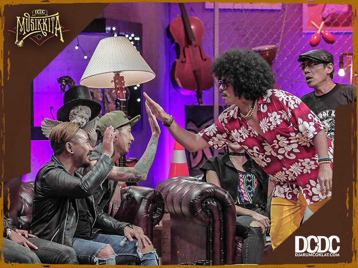 Besok! Ketemuan sama <a href="/REVENGETHEFATE/">REVENGE THE FATE</a> di #DCDCmusikkita jam 23.00. Pantengin <a href="/Globaltvseru/">GTV Official</a> jangan sampai kelewatan :D