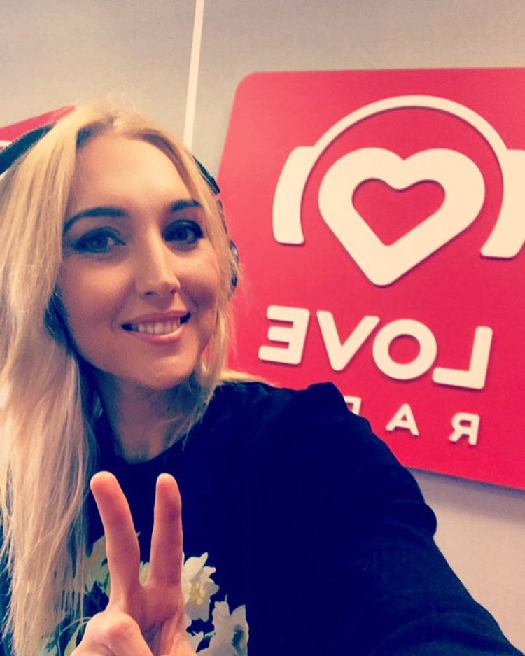 ELENA VESNINA - Página 20 CzyDYMWXAAAGj1r