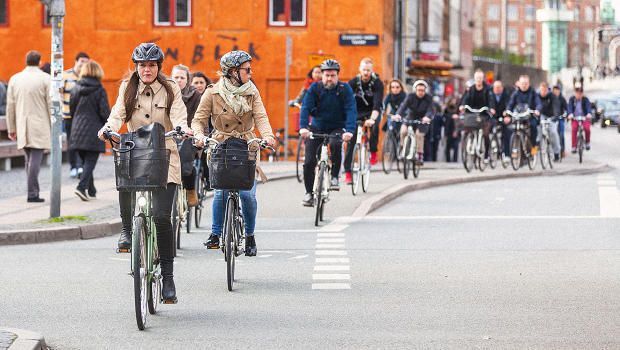 dnahinga's tweet image. We should be thinking about how many PEOPLE can we move, not how many CARS. 

Wider pedestrian/bike lanes @danaceda @M_WMaina @blackorwa