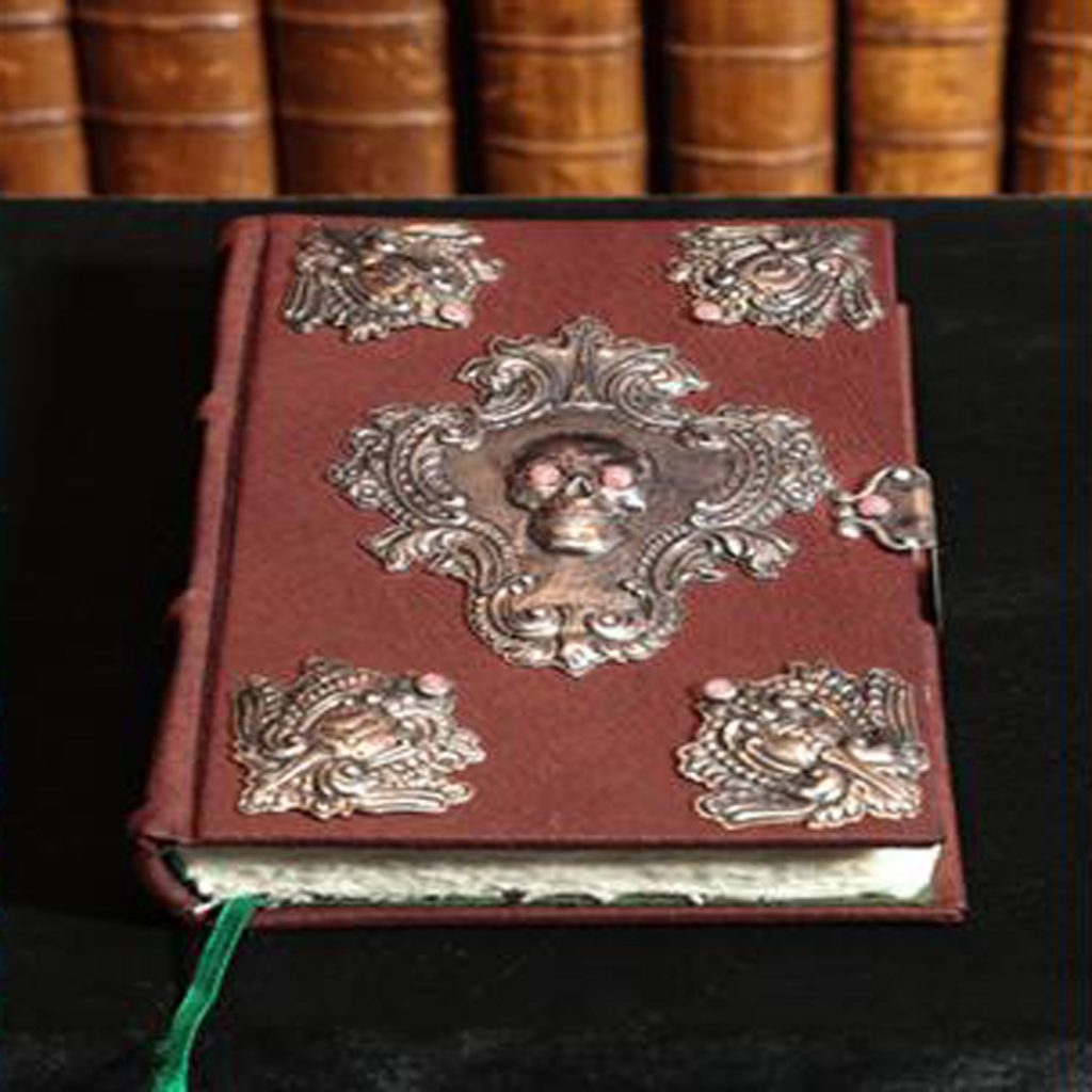Unique J.K. Rowling book sold at auction for 470 thousand dollars bookcollecting101.com/unique-j-k-row…