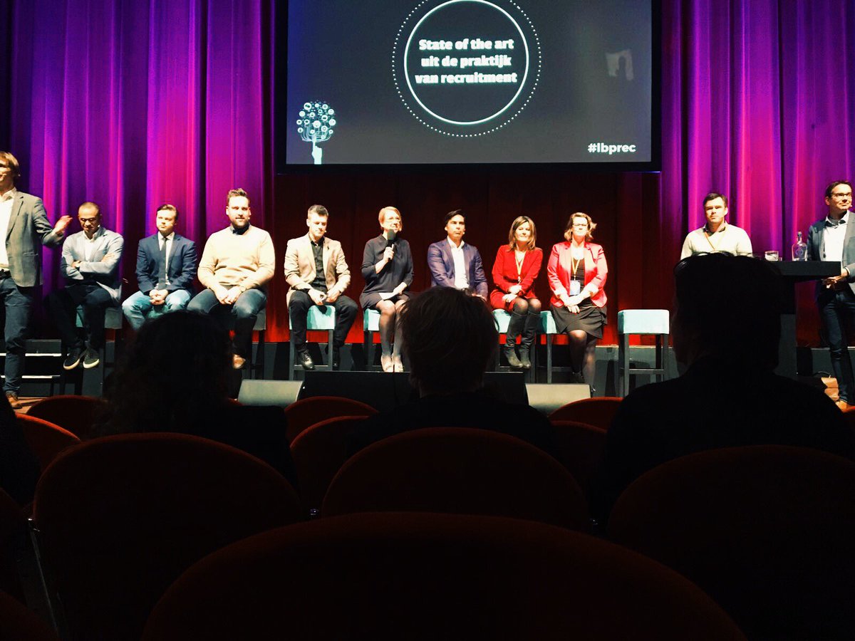 queenfishers_nl's tweet photo. Mooie dag gisteren met inspirerende sprekers o.a @jeroenkneppers @StartMondaycom @bartnaber & @LinkedInBenelux. Dank @aaltjevincent #lbprec https://t.co/vJ0jDf2gnY