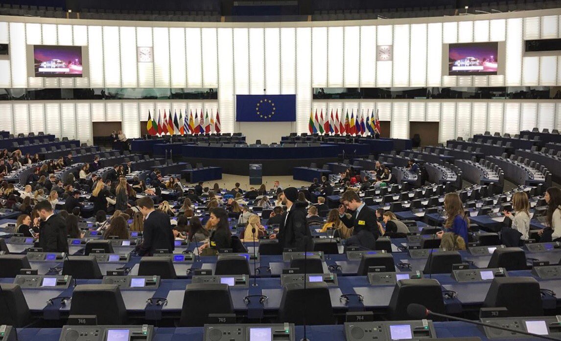ArchenaRunsToEU's tweet photo. @euroscola2016 @EuropeDirectMur https://t.co/k6ScFWIaje