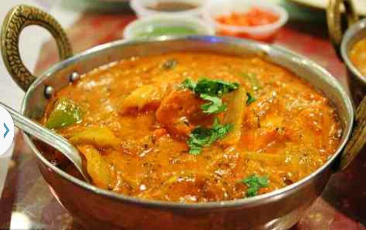 saffron_gold's tweet photo. Dont forget to order your #takeaway  nice and early collection time between 25-35min. 20%off takeaways.#warwick https://t.co/7kwilKlY9N