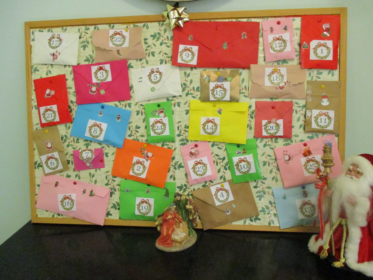Macroom residents made this fantastic #advent calendar, taking turns to open an envelope &amp; share the #Christmas treats inside! 8 more days!