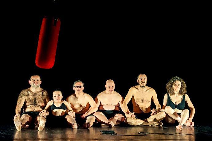 klpteatro's tweet photo. Con @BabiloniaTeatri e #ZeroFavole il #Purgatorio non fa più paura @andrea_alfieri @bersanichiara #lastseen https://t.co/ynFBZHznlA https://t.co/gksJfxUPcn