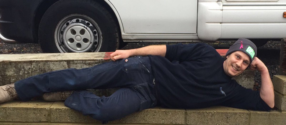 #GR8HatChallenge <a href="/GR8ToolHire/">GR8 Tool Hire</a> our hunky builder Westley Scott supporting #TogetherInWestEssex <a href="/TogetherInWE/">Together in WE</a>