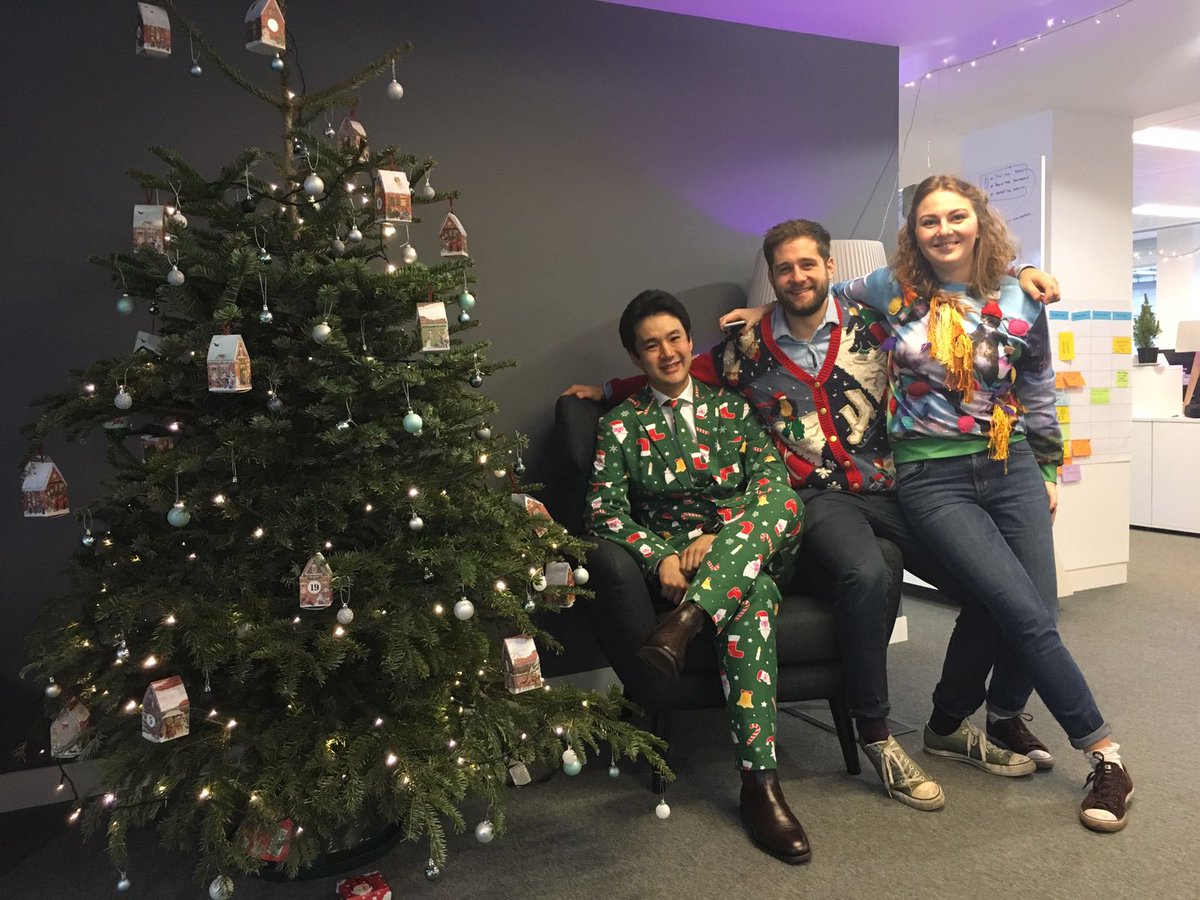 TMWXagency's tweet image. Happy Christmas Jumper Day from Splendid Unlimited! #SavetheChildren #christmasjumperday