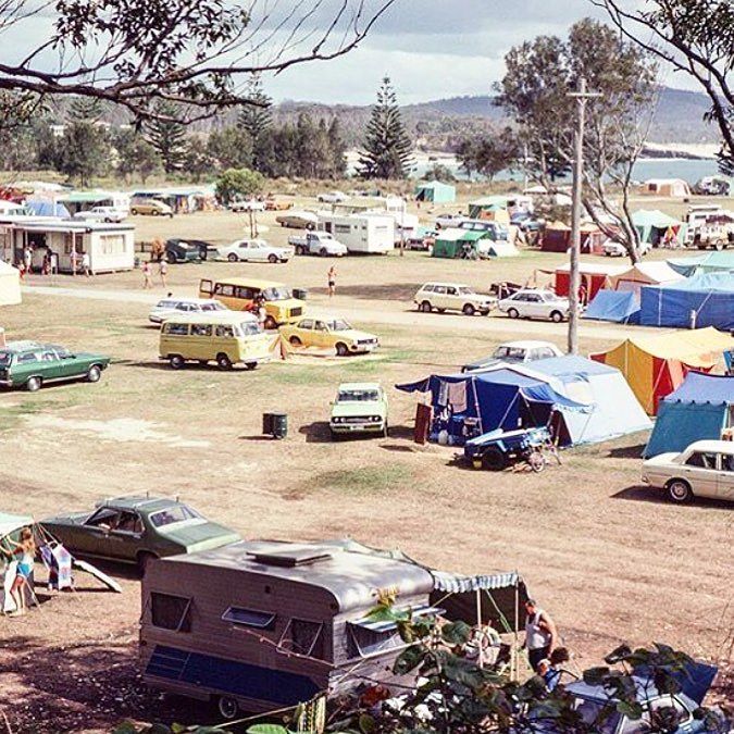thevintageposts's tweet photo. Have you planned your holidays yet? Rewind!! Have you done all of your Christmas shopping … https://t.co/UV7kUJcd81 https://t.co/RcjbjQG6nM