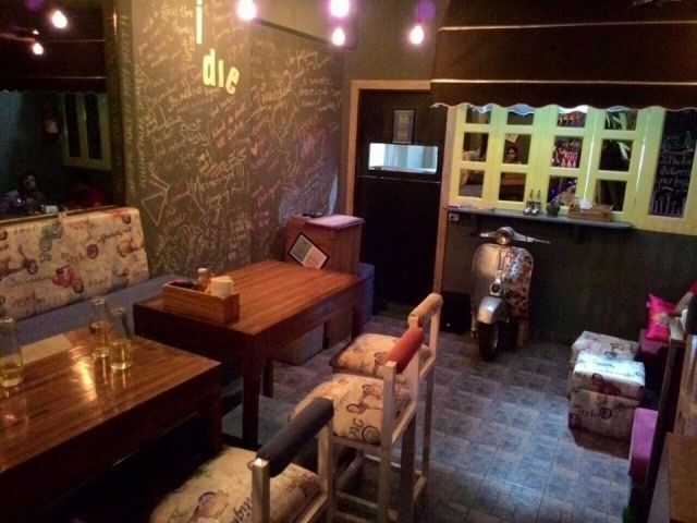 shouutin's tweet photo. Campus hotspots for hunger pangs! https://t.co/DNPbfIFK9R
#food #college #india https://t.co/56EPNwomZB