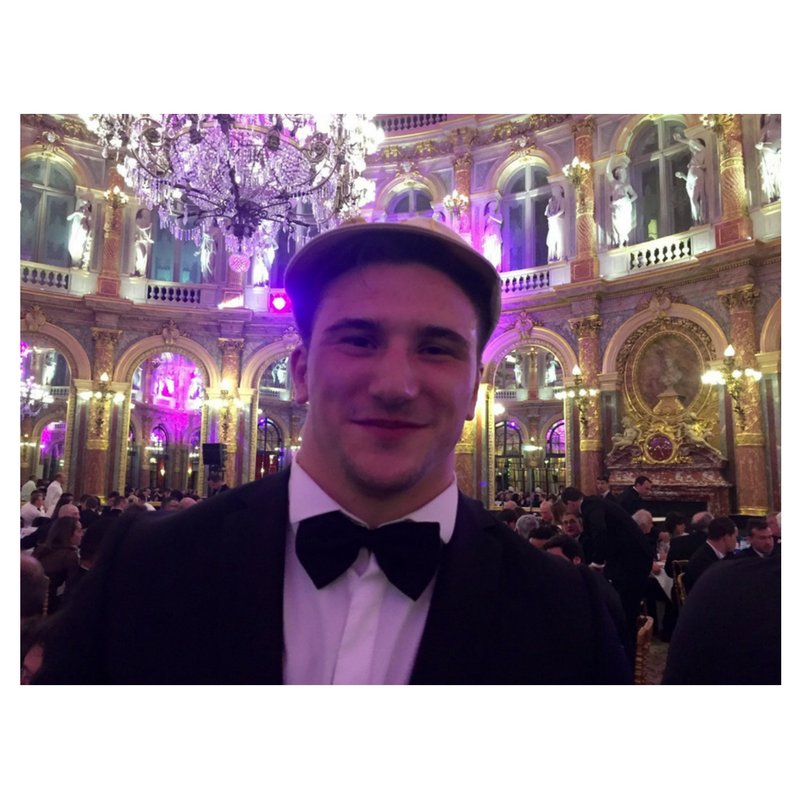 Uzivatel Eden Park Paris Na Twitteru Nous Souhaitons Un Joyeux Anniversaire A Camille Chat Joueur International De Rugby