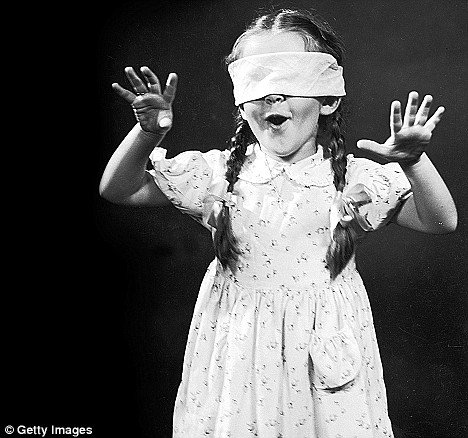 MARTEDI 20 GENNAIO ore 21,00 
TEATRO AL BUIO "Ancora...Sogni" #torino #TeatroEspace 
facebook.com/events/2300827…