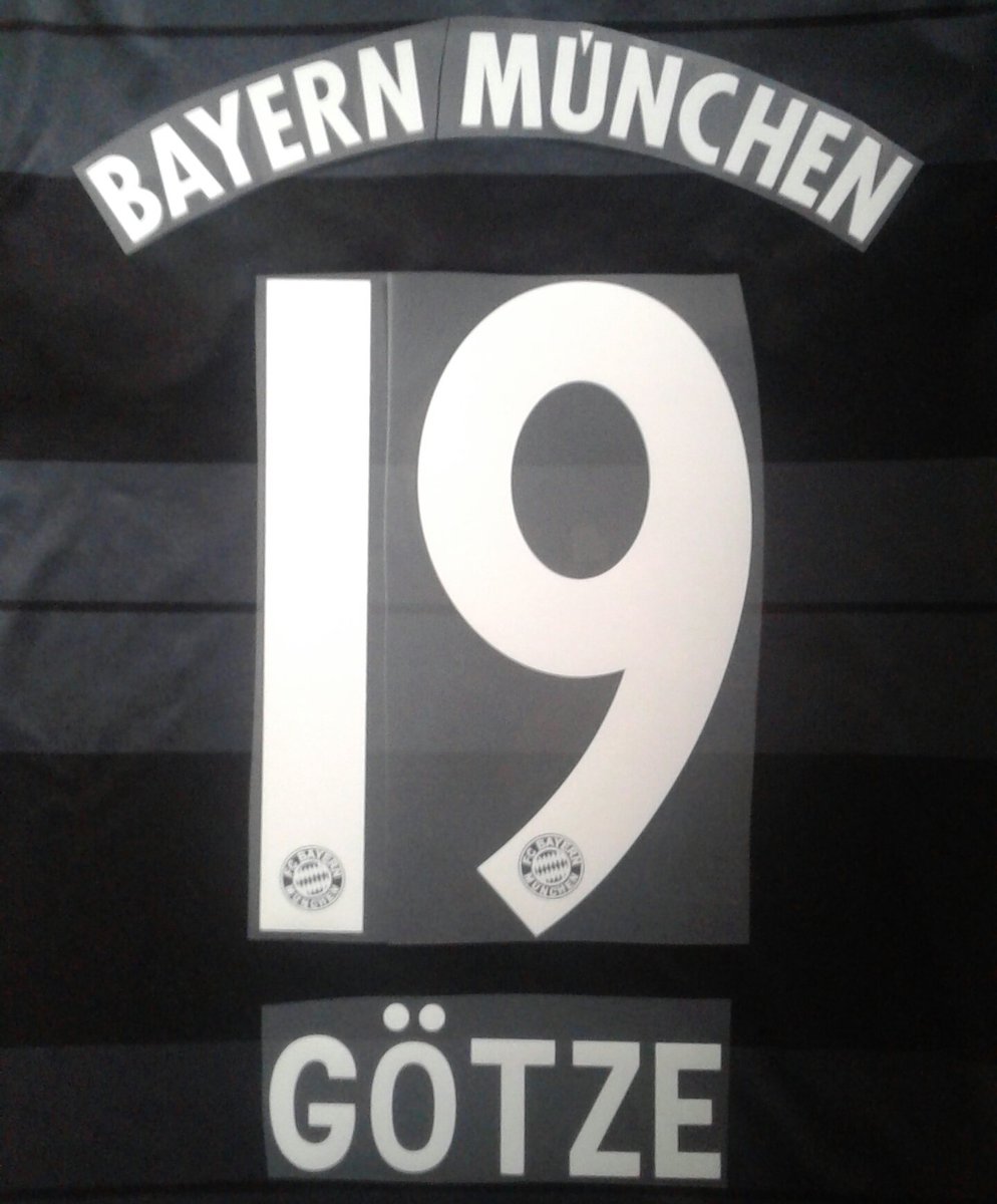 rian_nanda7's tweet photo. #LPR4
NNS Remake Poly HK
Götze 19
For Bayern Munchen Home 13/15
Player Size https://t.co/w3G67FbNNJ