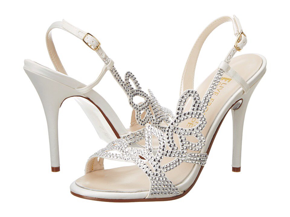 Beautiful #wedding #shoes under $150? We found them ☺️ ow.ly/iO3R307cag2