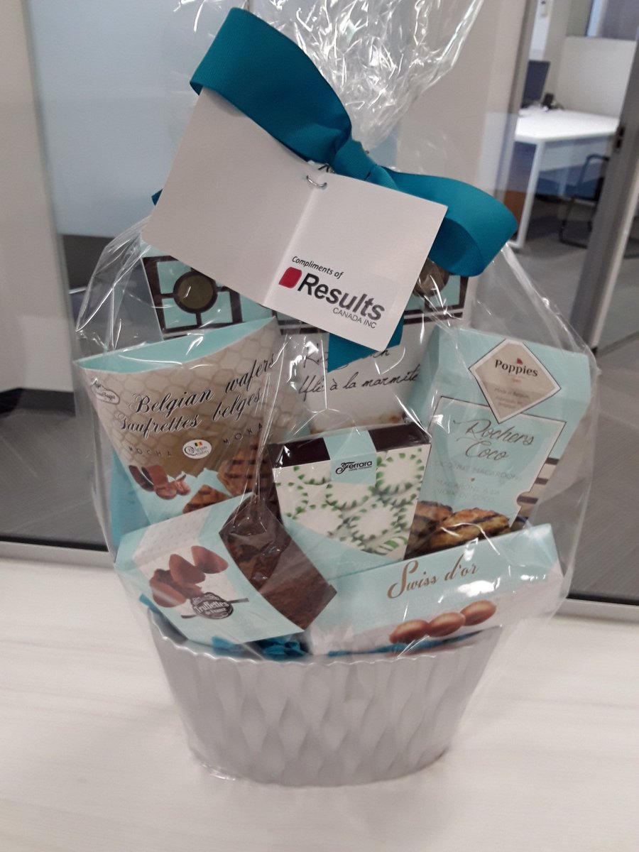 aplin_van's tweet photo. Thank you Clifton Kanto for this yummy gift basket !
@ResultsCanada @timjoconnor @aplin_van @davidaplingroup
#resultscanadainc #davidaplin https://t.co/PZf1asRLO0