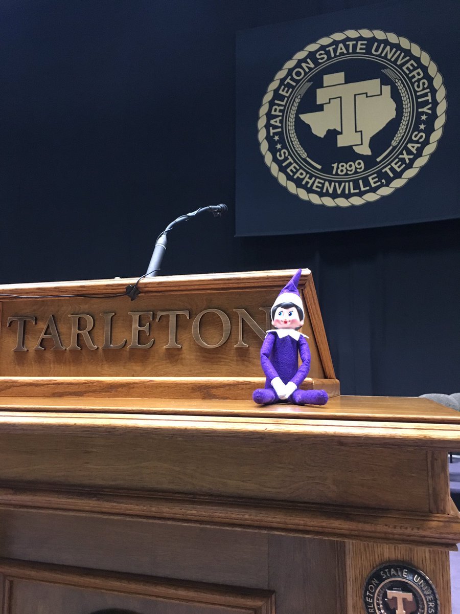 tarletonstudent's tweet photo. Congrats to all the graduating seniors from #JoopTheElf! #TarletonGrad https://t.co/COyVsXyqrp