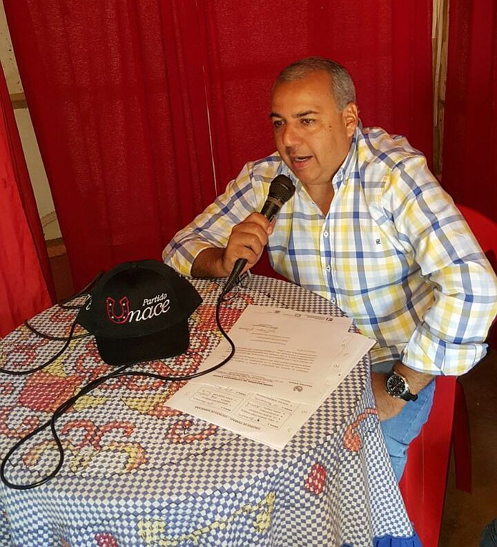 <a href="/PartidoUnace/">UNACE</a> El Senador Jorge Antonio Oviedo Matto en estos momentos hablando en la 89.3 fm Maracaná Dpto. de Canindeyú.