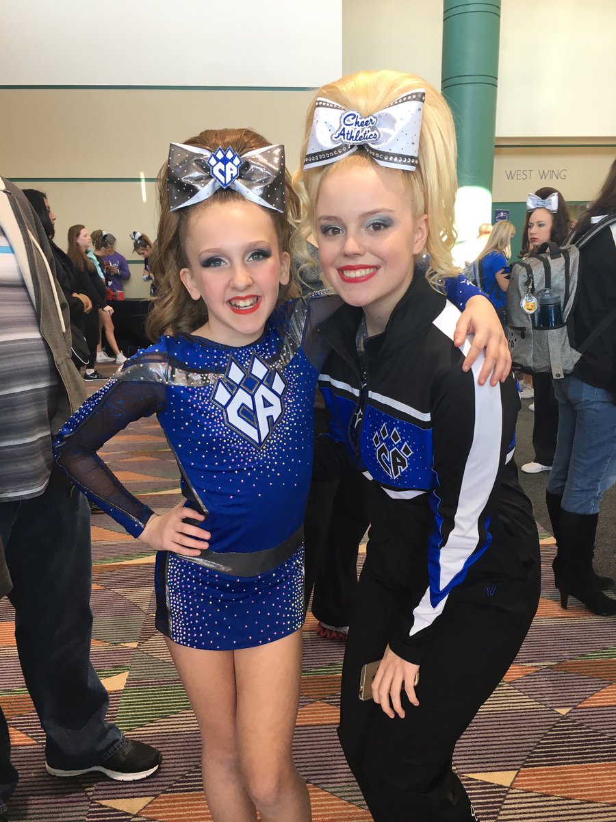 LilyCombs's tweet photo. Happy 10th Birthday Tegs! Thanks for being the best little icon sister I could ever ask for! Love you sweet girl💙 https://t.co/ehJ9Px2xBu