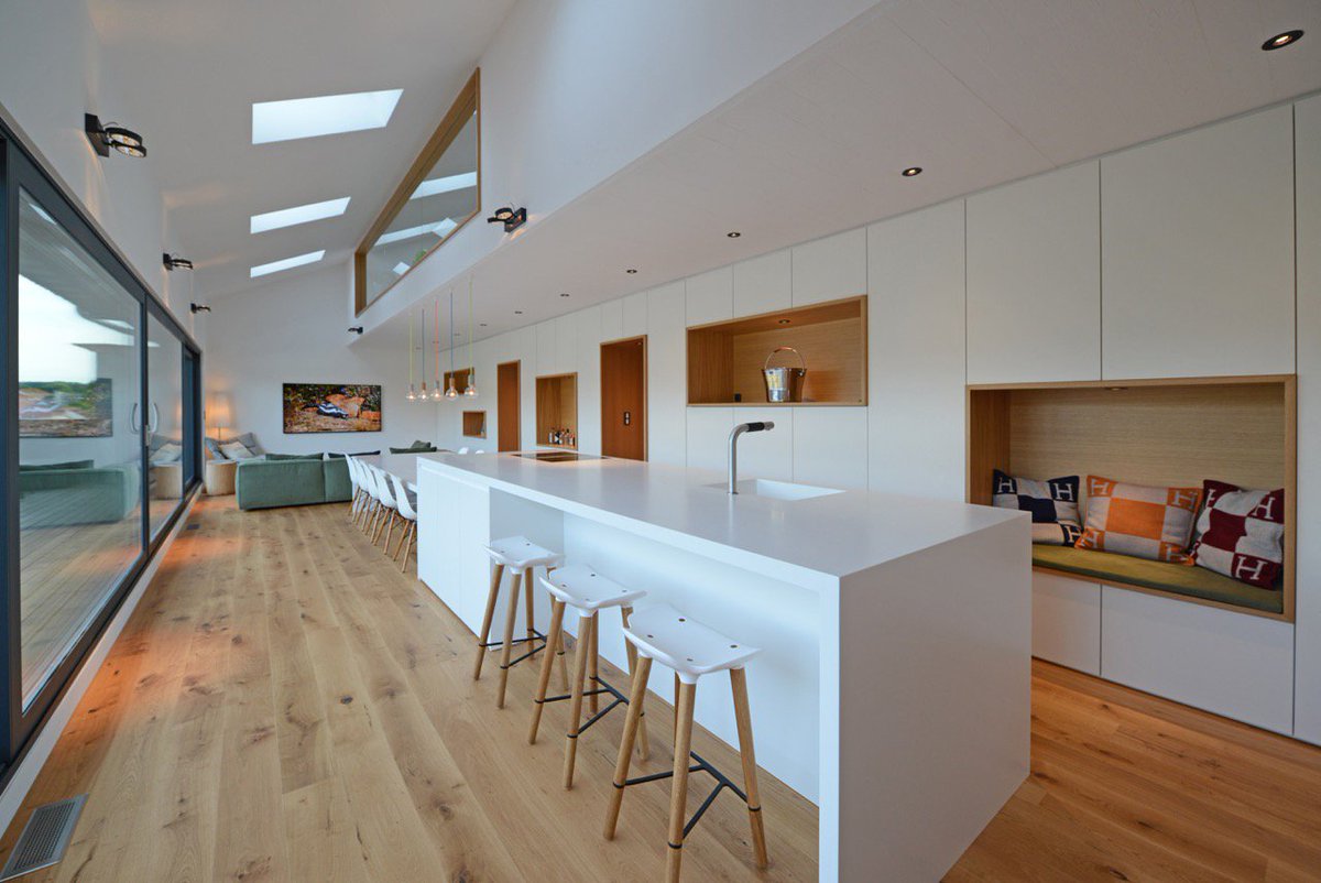 crea_diffusion's tweet image. Private loft at Luxembourg with Corian